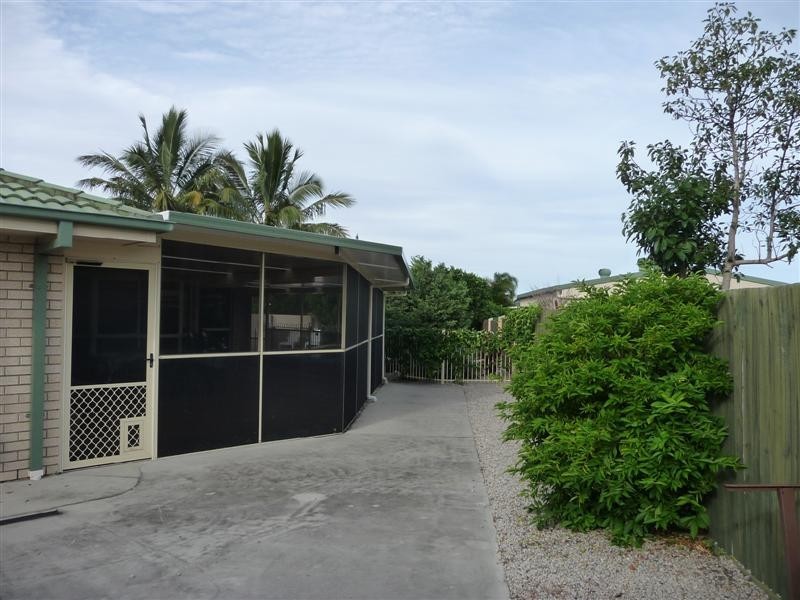 14 Carter Court, Sandstone Point QLD 4511