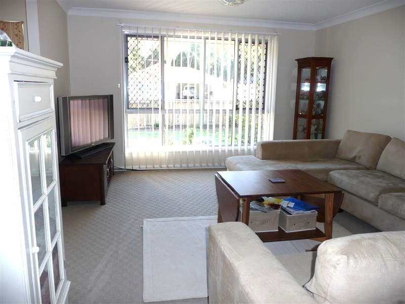 9 Saint Smith Road, Beachmere QLD 4510
