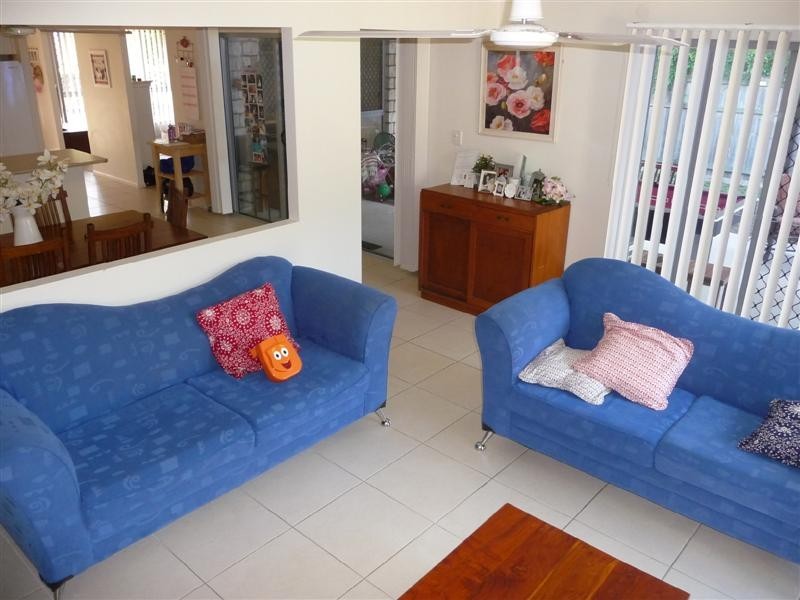 9 Saint Smith Road, Beachmere QLD 4510