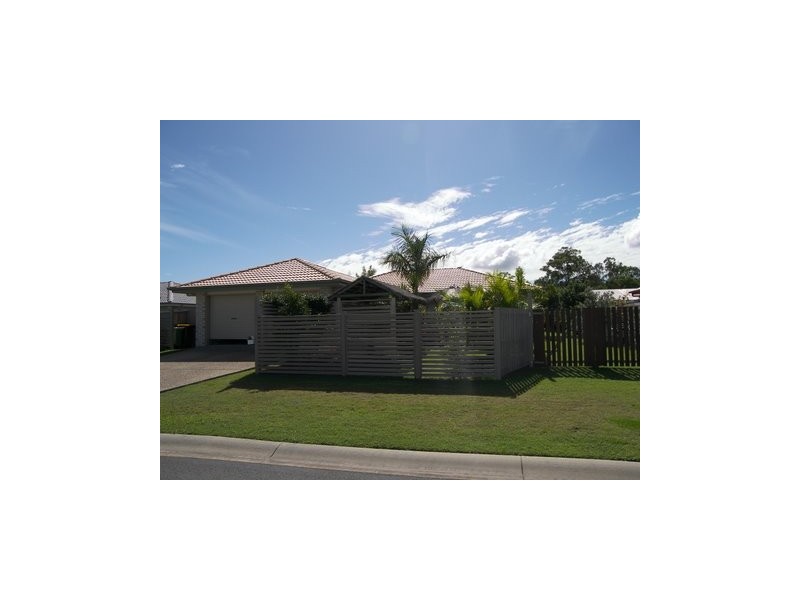 Sandstone Point QLD 4511