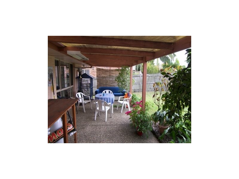 42 Headsail Drive, Banksia Beach QLD 4507