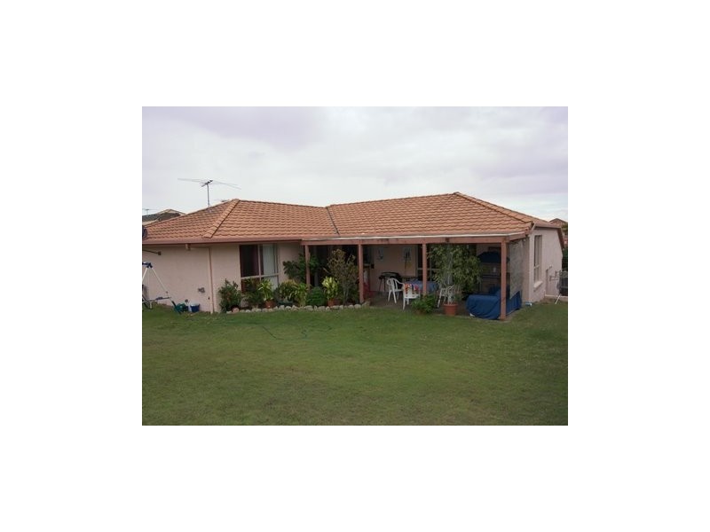 42 Headsail Drive, Banksia Beach QLD 4507