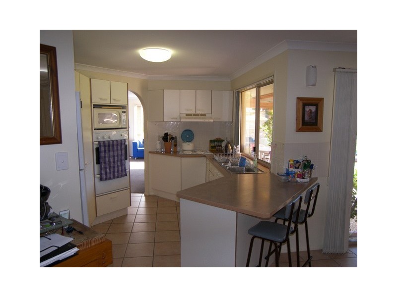 42 Headsail Drive, Banksia Beach QLD 4507