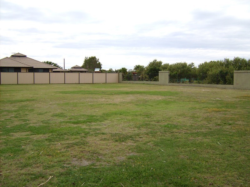 93 Raptor Parade, Banksia Beach QLD 4507