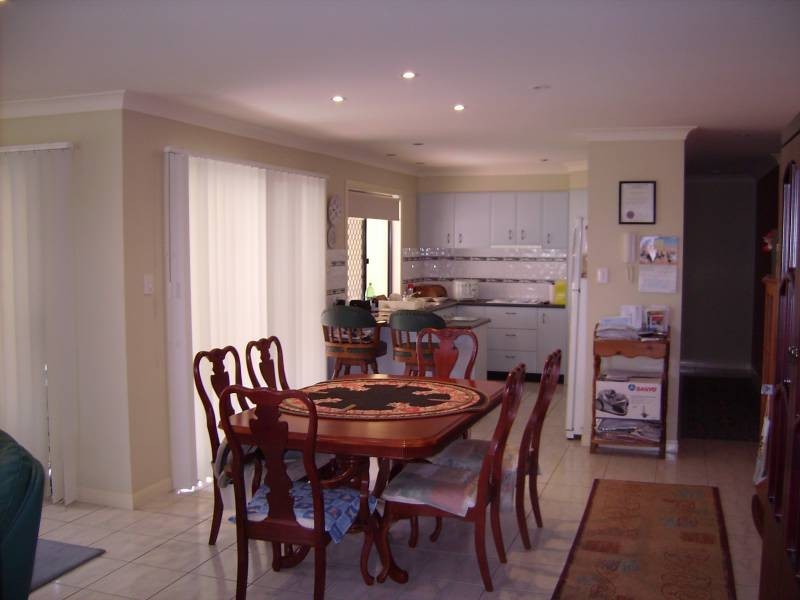 14 Rushcutters Court, Sandstone Point QLD 4511