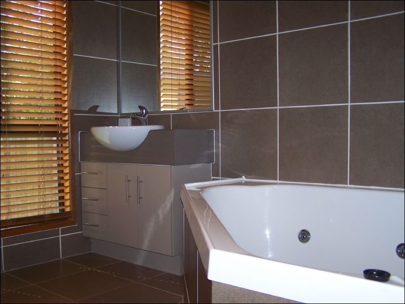 6 Lyre Bird Lane, Bongaree QLD 4507