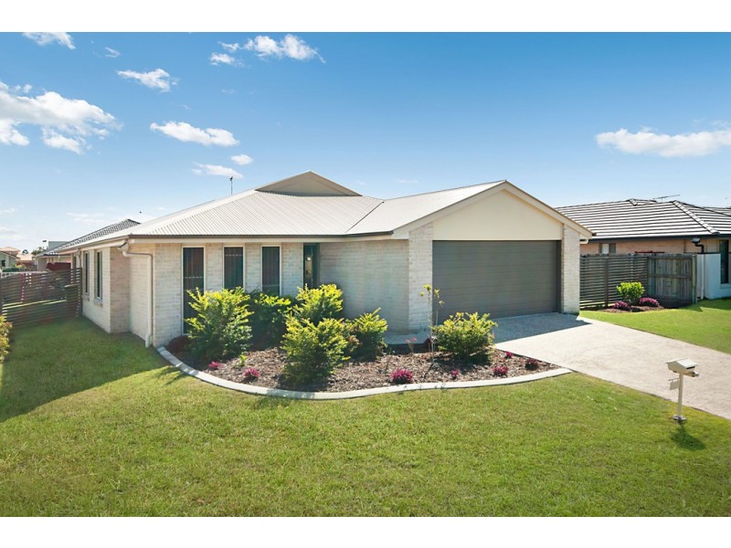 2 Dewdrop Place, Ningi QLD 4511