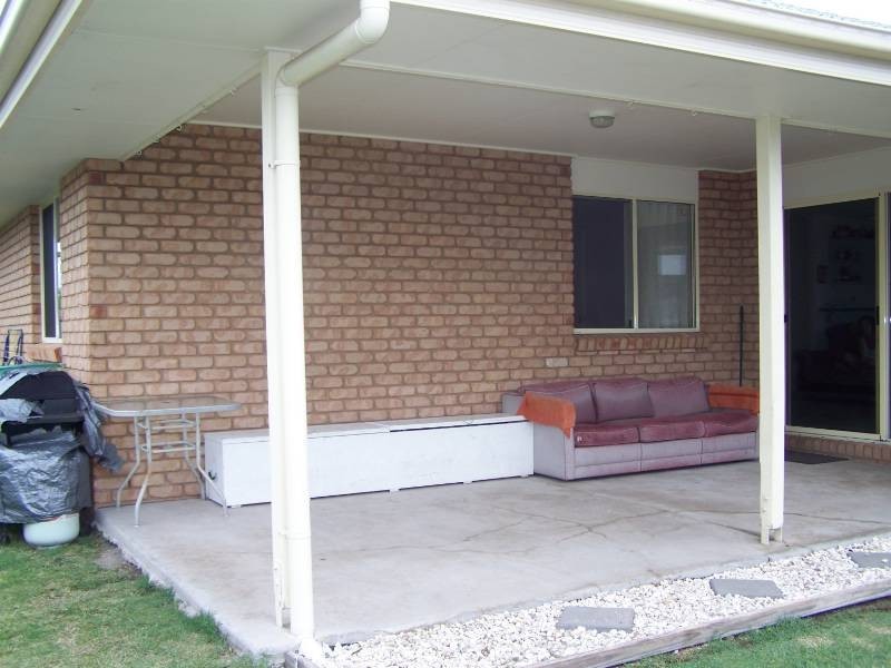 Sandstone Point QLD 4511