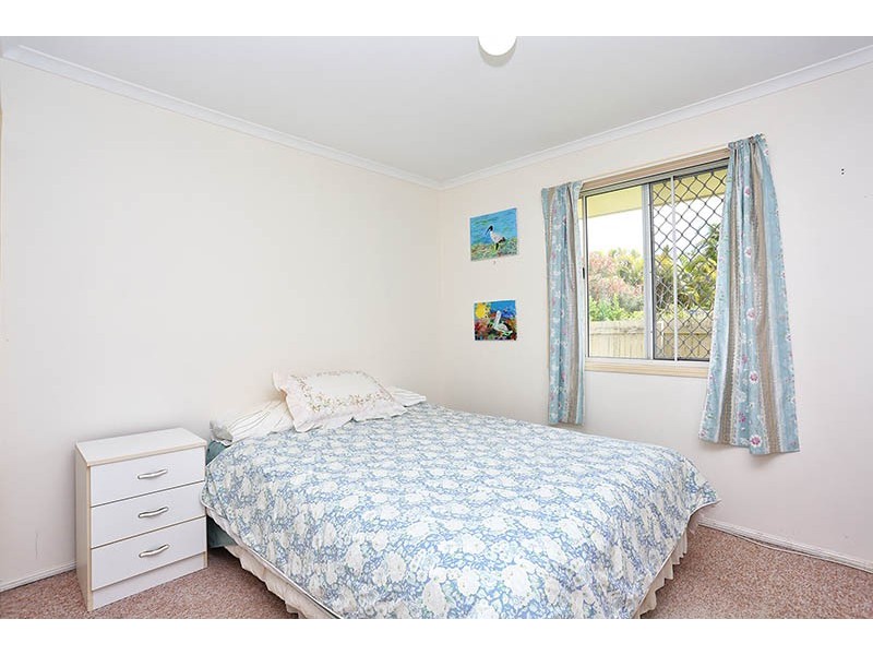 14 Trent Court, Sandstone Point QLD 4511