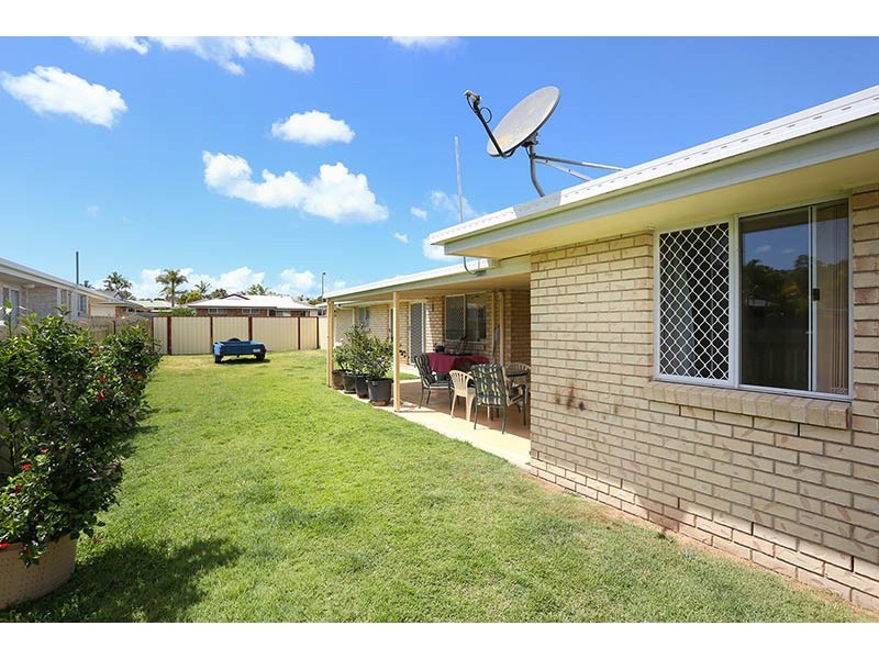 14 Trent Court, Sandstone Point QLD 4511