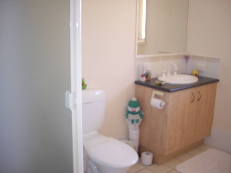 3/4 Foley Street, Bongaree QLD 4507