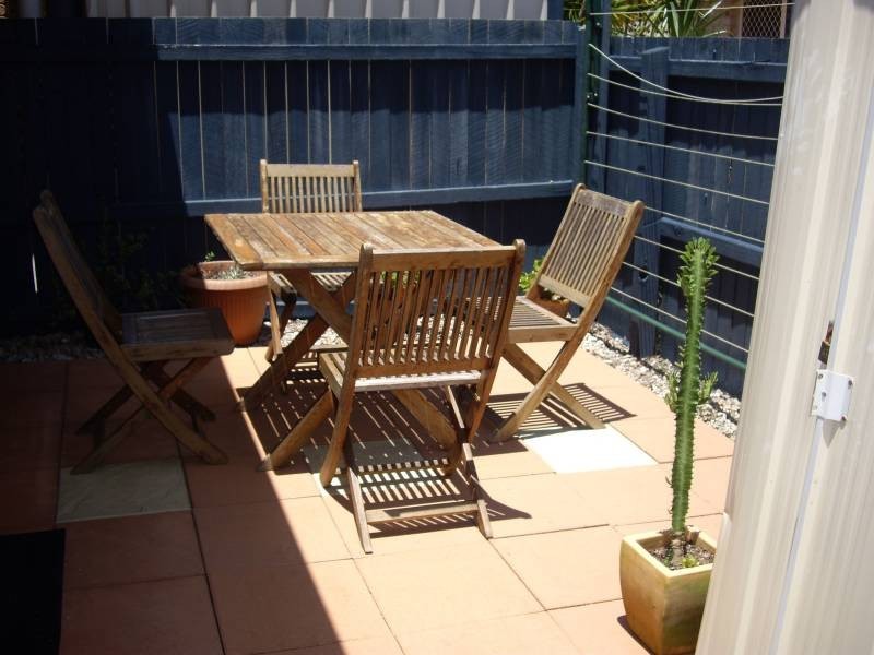 3/4 Foley Street, Bongaree QLD 4507