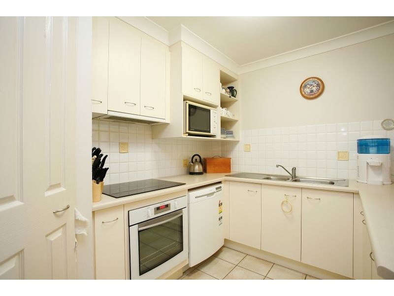 Sandstone Point QLD 4511