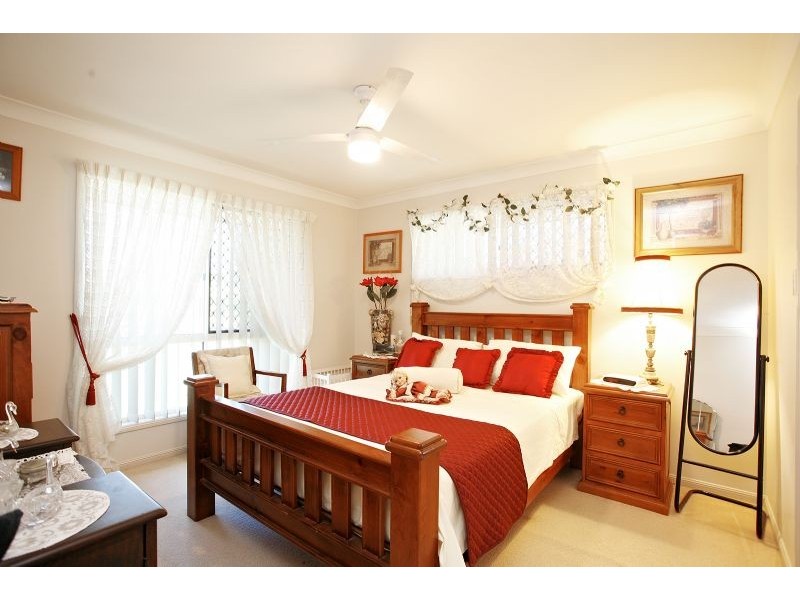Sandstone Point QLD 4511