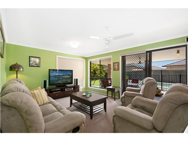 Sandstone Point QLD 4511