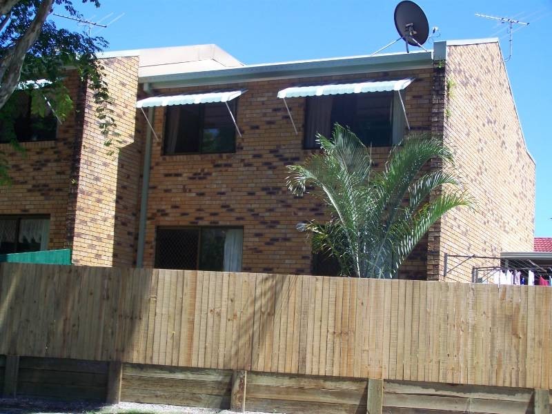 2/62  Banya Street, Bongaree QLD 4507