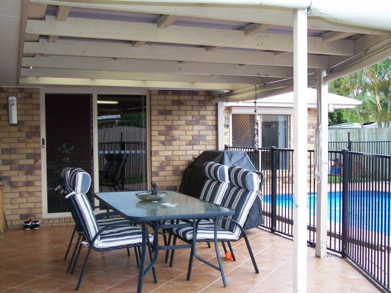 34 Mackerel Street, Sandstone Point QLD 4511