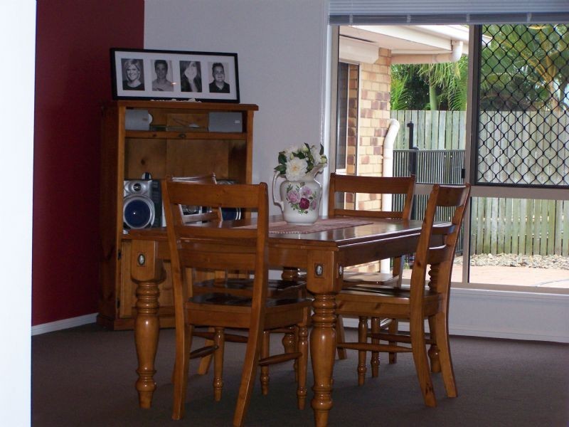 34 Mackerel Street, Sandstone Point QLD 4511