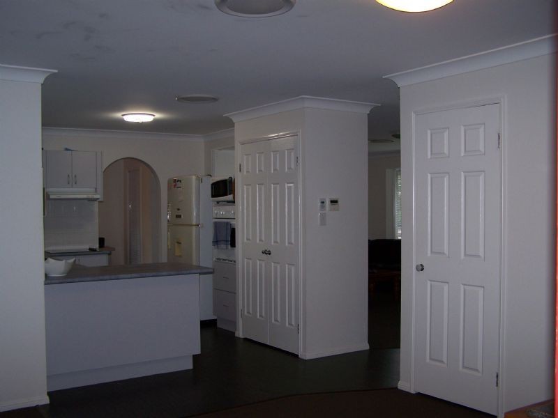 34 Mackerel Street, Sandstone Point QLD 4511