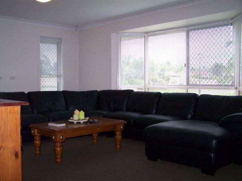 34 Mackerel Street, Sandstone Point QLD 4511