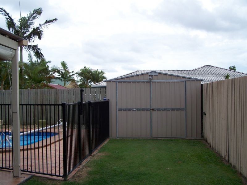 34 Mackerel Street, Sandstone Point QLD 4511