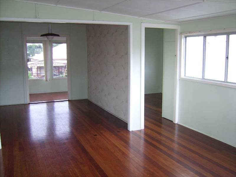 12 Sunset Avenue, Bongaree QLD 4507