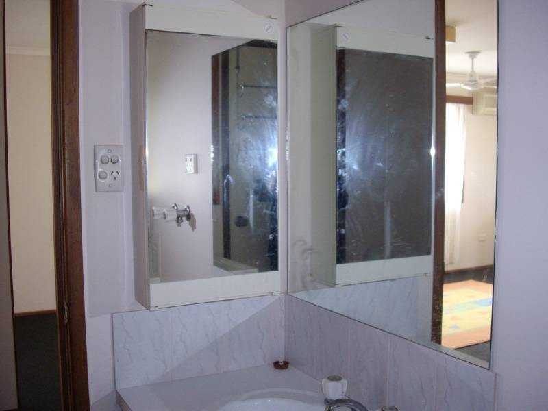 Sandstone Point QLD 4511