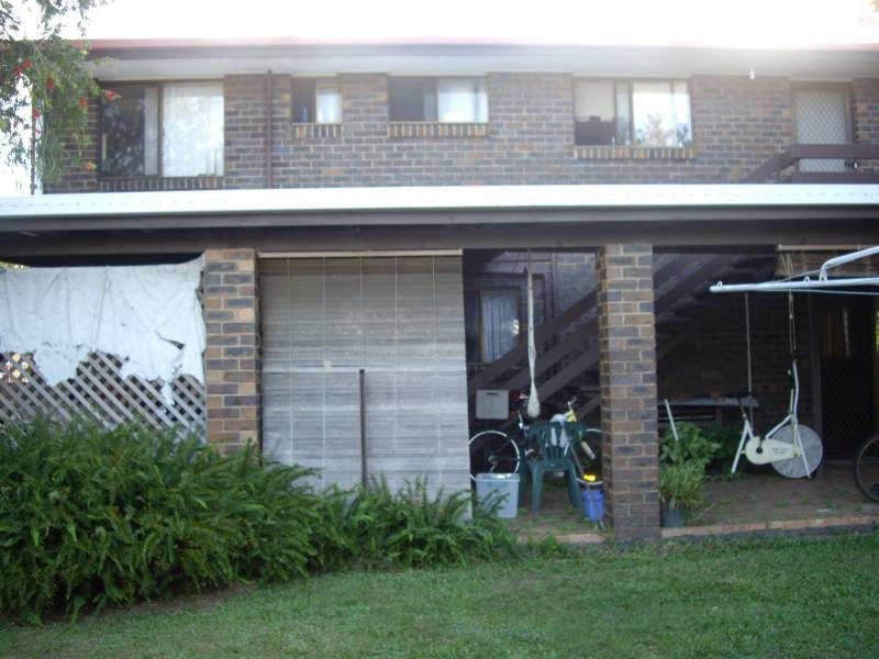 12 Carter Court, Sandstone Point QLD 4511