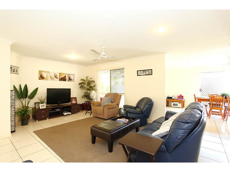 Sandstone Point QLD 4511