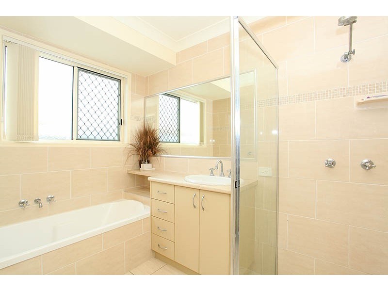 Sandstone Point QLD 4511