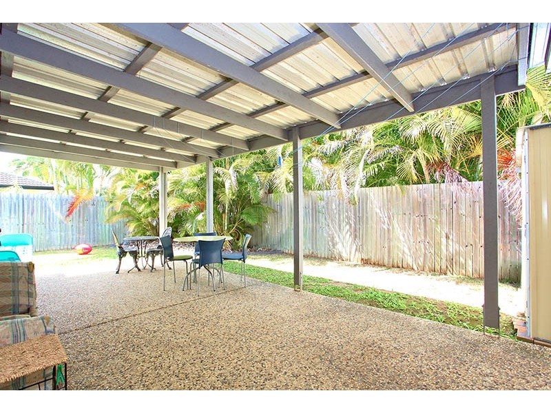 Sandstone Point QLD 4511