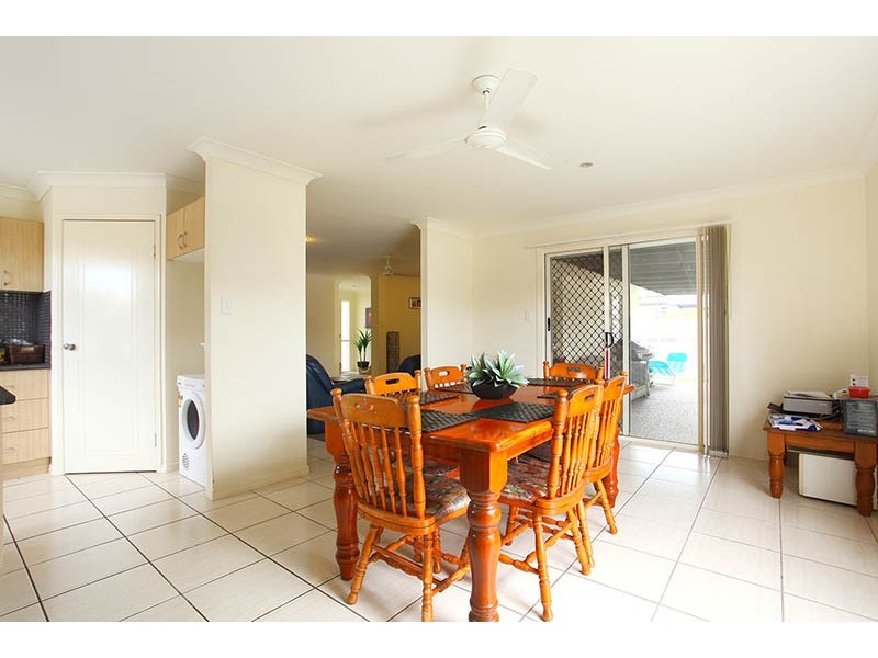 Sandstone Point QLD 4511