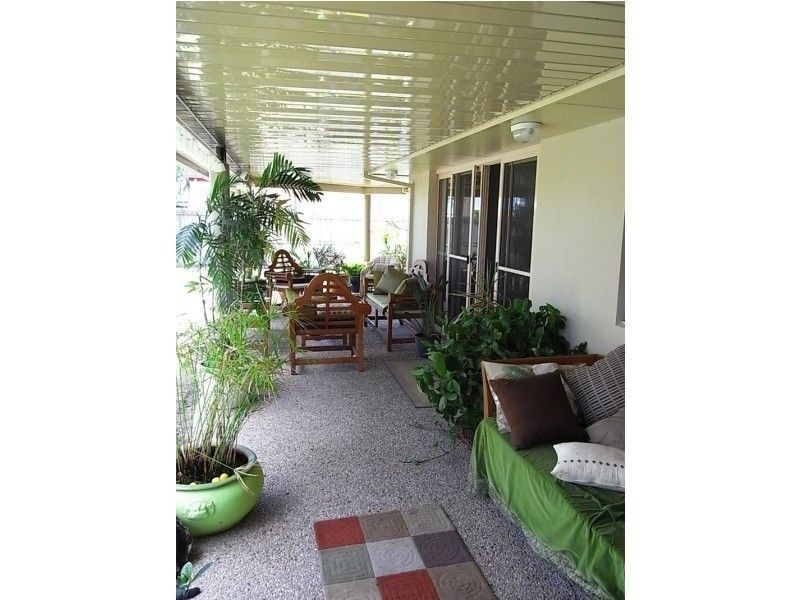 28 Topsail Circuit, Banksia Beach QLD 4507