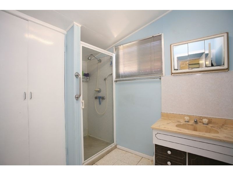 20 First Avenue, Bongaree QLD 4507