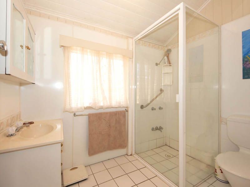 20 Bonham Street, Bongaree QLD 4507