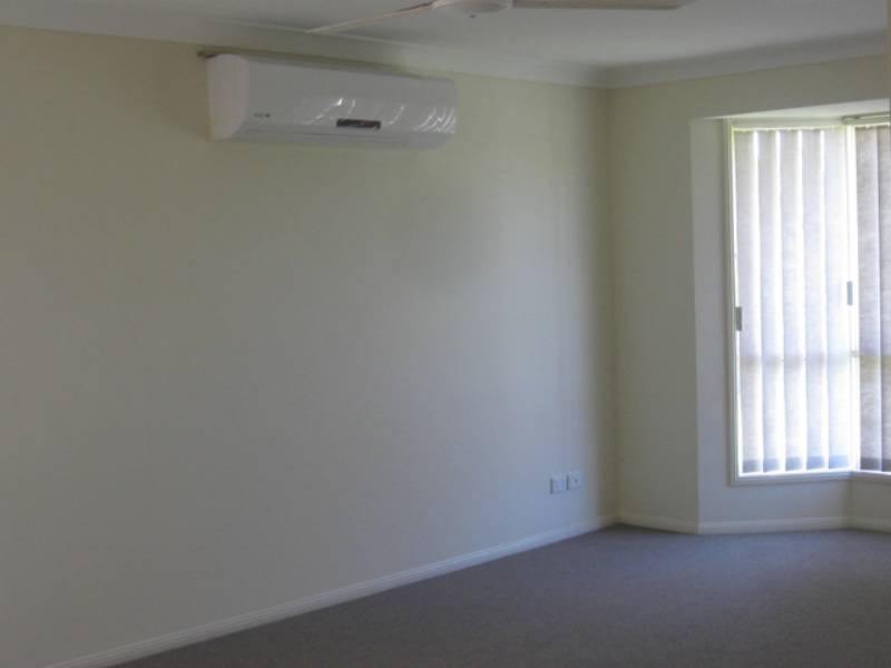 Sandstone Point QLD 4511