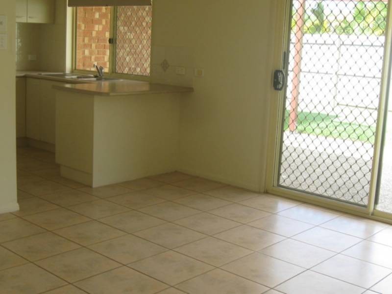 Sandstone Point QLD 4511