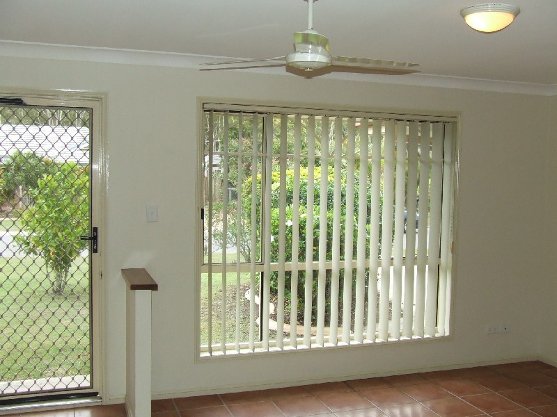 Sandstone Point QLD 4511