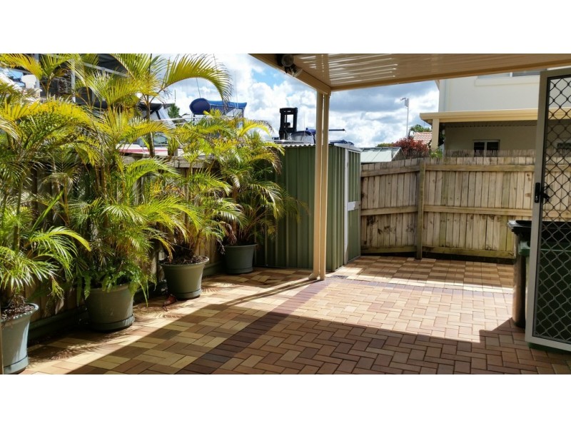 Sandstone Point QLD 4511