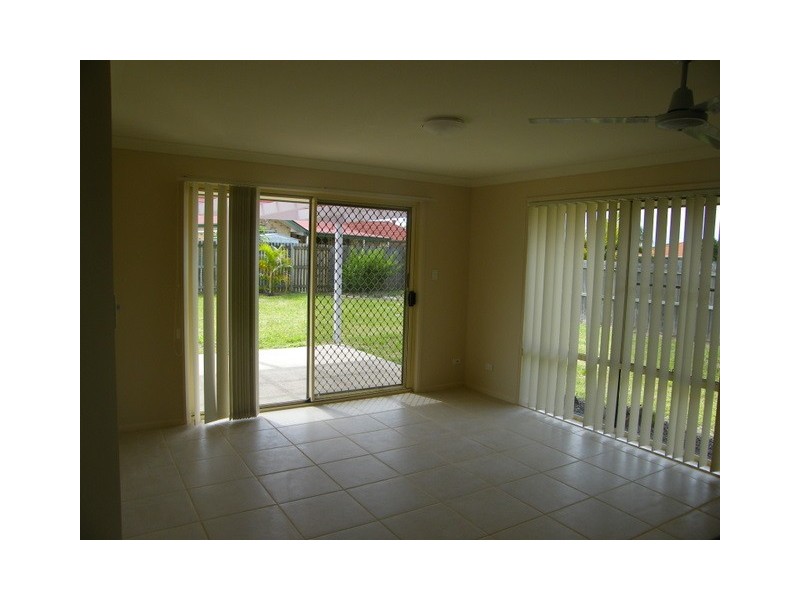 Sandstone Point QLD 4511
