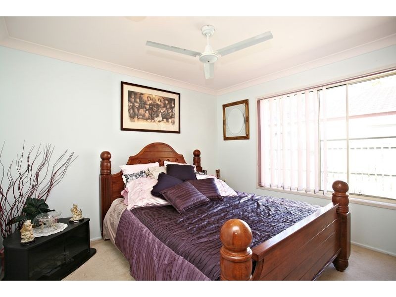 1/11  Pentas Drive, Bongaree QLD 4507