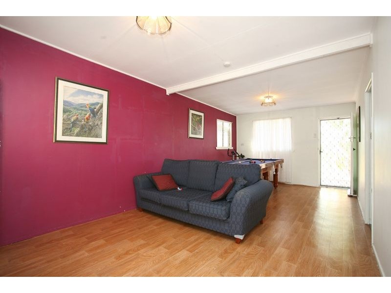 23 Kalmakuta Drive, Sandstone Point QLD 4511