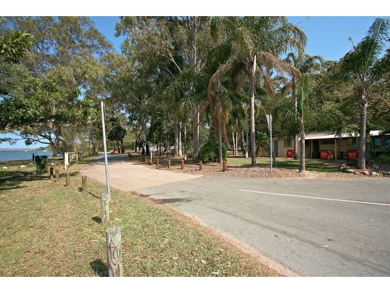 23 Kalmakuta Drive, Sandstone Point QLD 4511