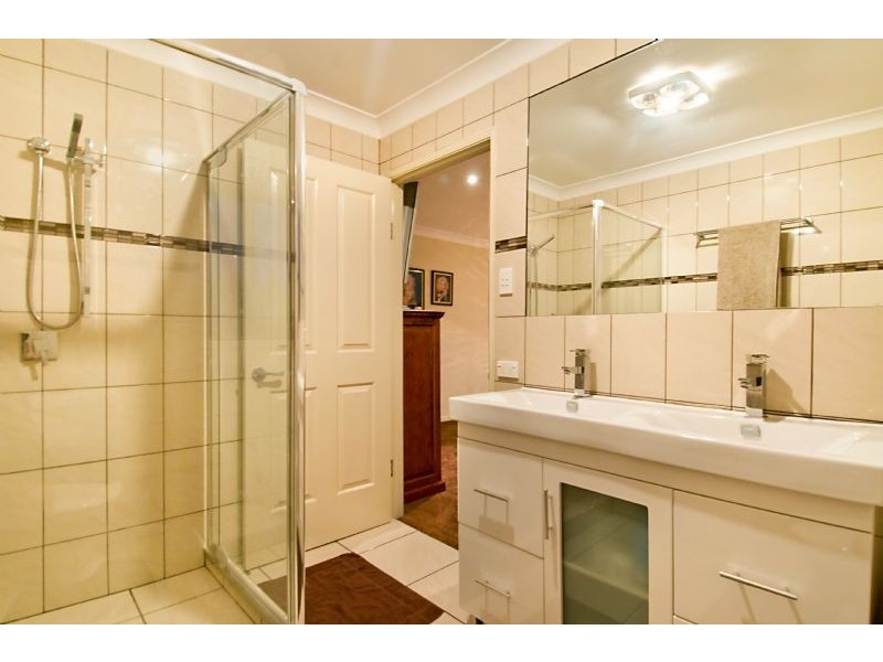 11 Bonham Street, Bongaree QLD 4507