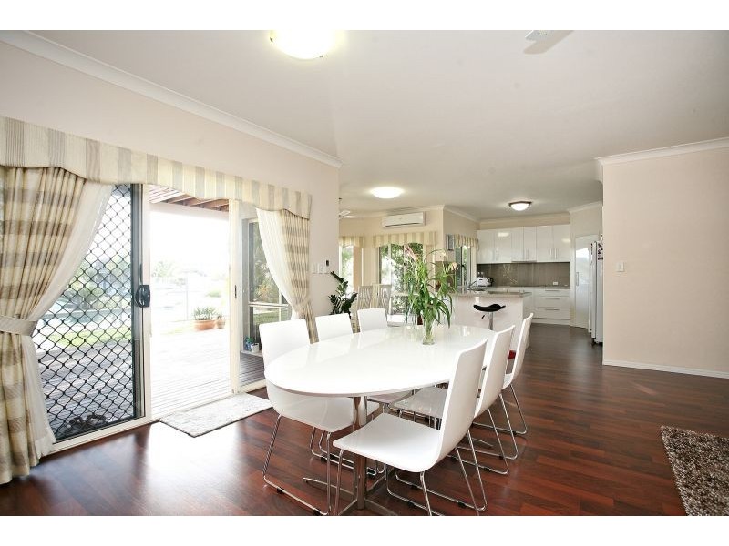 2 Skysail Court, Banksia Beach QLD 4507