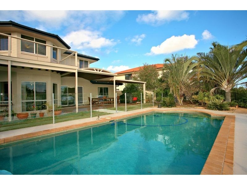 2 Skysail Court, Banksia Beach QLD 4507