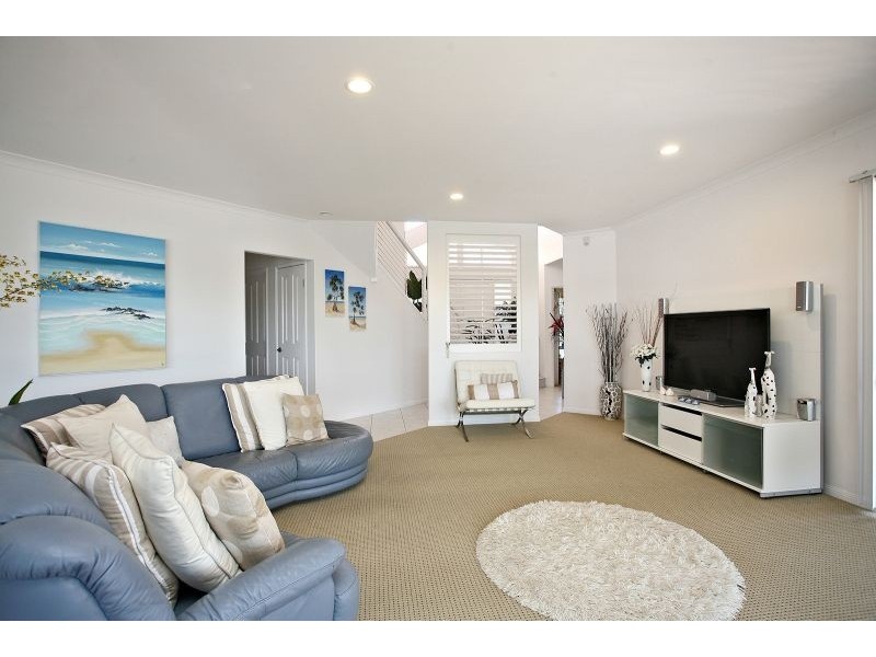 15 Marlin Court, Banksia Beach QLD 4507