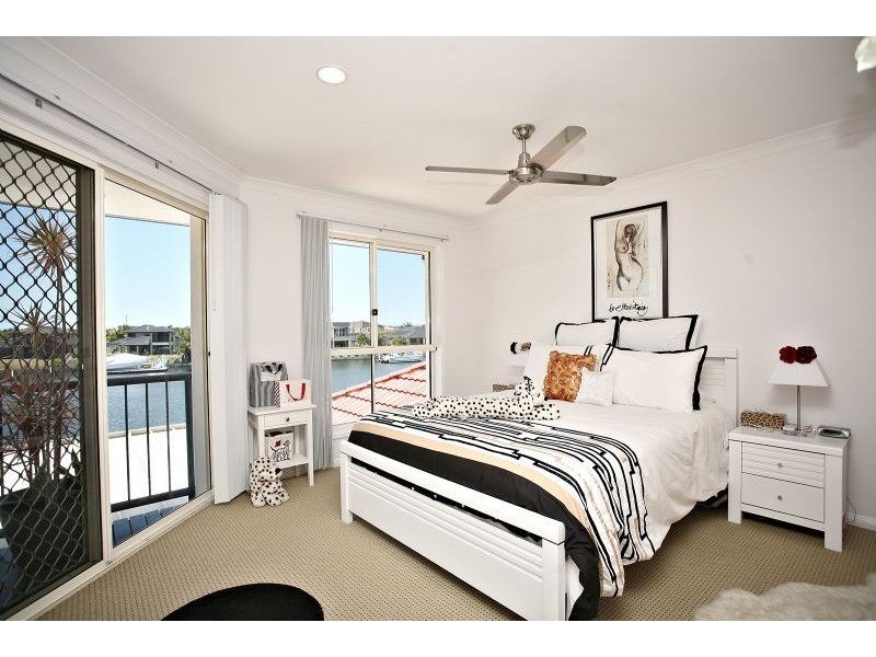 15 Marlin Court, Banksia Beach QLD 4507