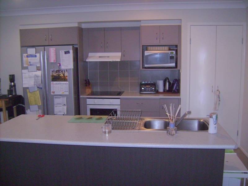 6 Treefrog Street, Ningi QLD 4511