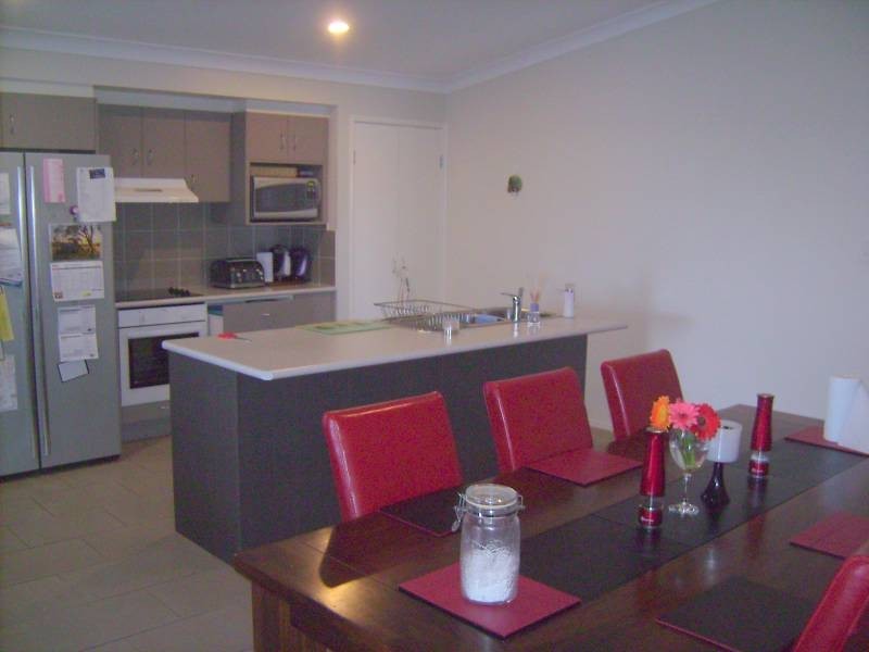 6 Treefrog Street, Ningi QLD 4511